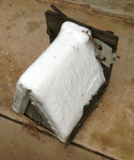 frozen evaporator coil for air conditioner