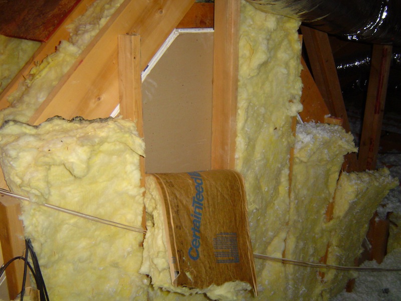 Fiberglass batt insulation doing a poor job in this attic kneewall