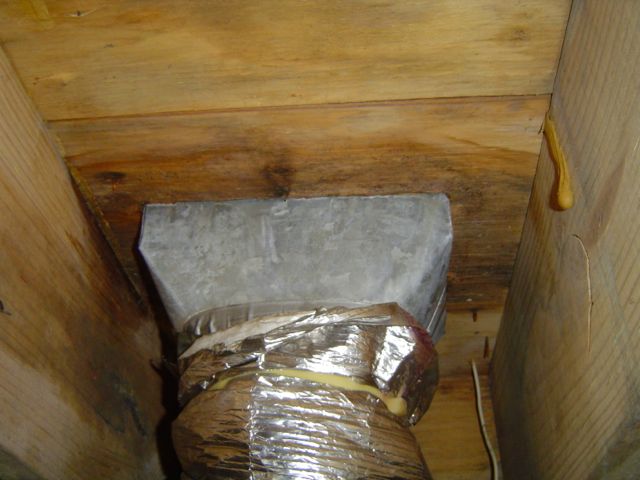 Uninsulated duct boot, a magnet for condensation and source of moisture damage