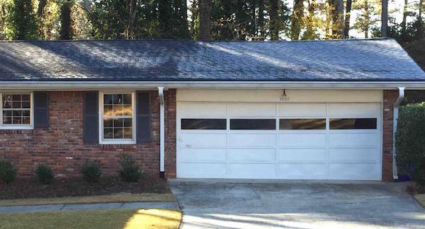 Frost-on-roof-heat-loss-to-attic-600.jpg