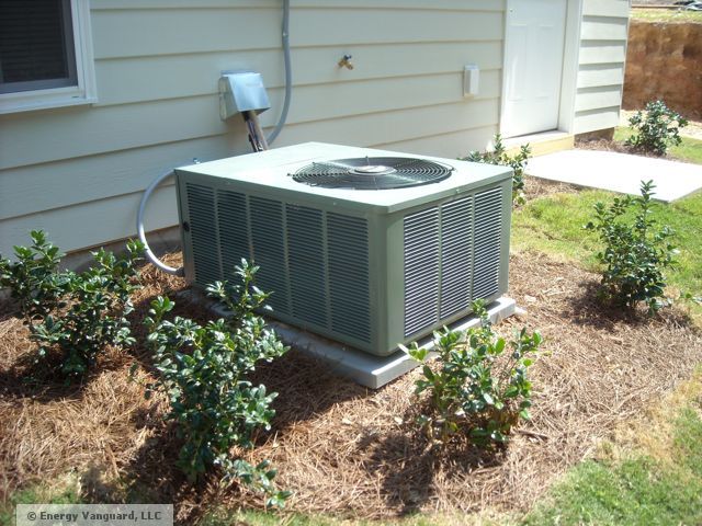 Hvac-condensing-unit-airflow-landscaping