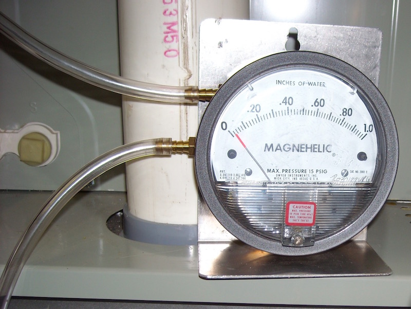 Static-pressure-drop-magnehelic-gauge