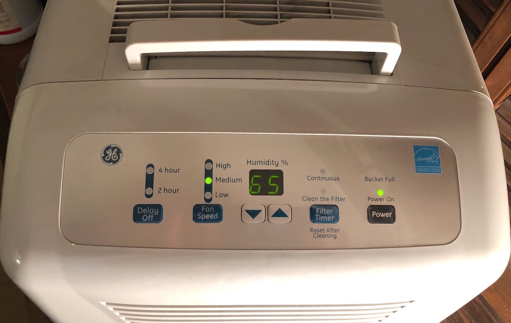 The Efficiency Of A Room Dehumidifier Depends On Operating Conditions And Settings