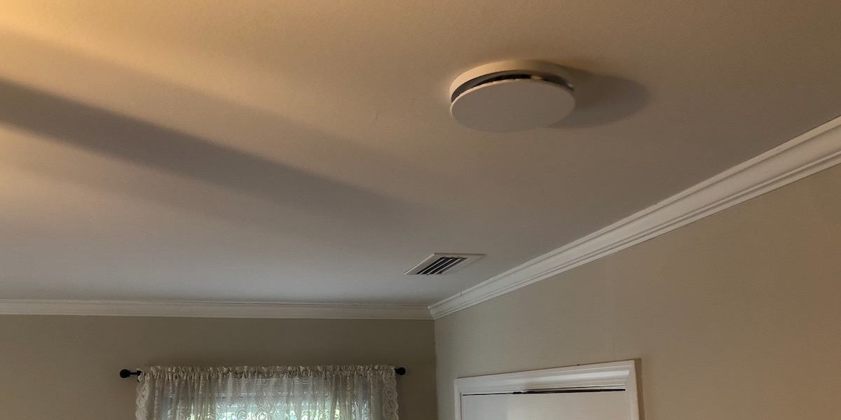 Ceiling vent in final position