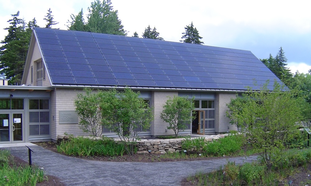 This rooftop photovoltaic system generates solar electricity with no rejected energy.